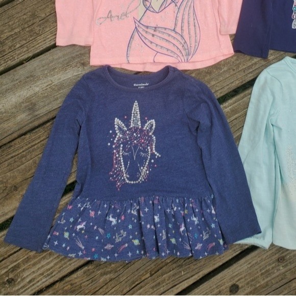 Size 4 Long Sleeved Graphic Top Bundle - Picture 14 of 16